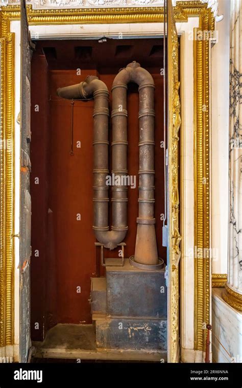 Heating Pipes at Schwerin Castle Interior - Schwerin, Germany Stock Photo - Alamy