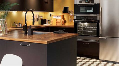 Where to Put the Microwave in Your Kitchen: 5 Mistakes to Avoid