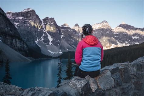 Learn About the Best Moraine Lake Hikes | Moraine Lake Bus