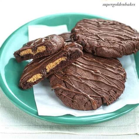 Choco Nutters {rich chocolate biscuits with peanut butter centres} - Supergolden Bakes