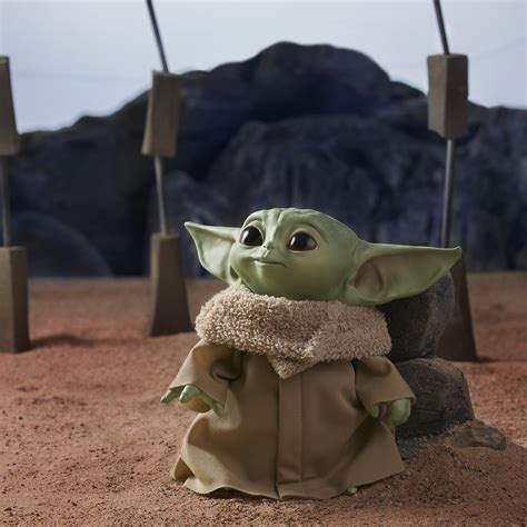 Hasbro Baby Yoda toys announced—shut up and take our Beskar!