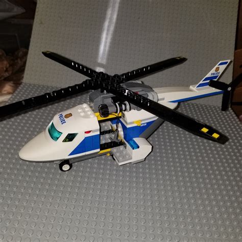 Lego City Police Helicopter w 2 Minifigu on Mercari | Lego city police, Lego city, Lego