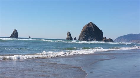 Haystack Rock- Cannon Beach, OR – MDT Travels