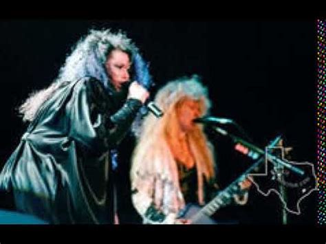 Heart ~ If Looks Could Kill (Live B-Side Version) - YouTube