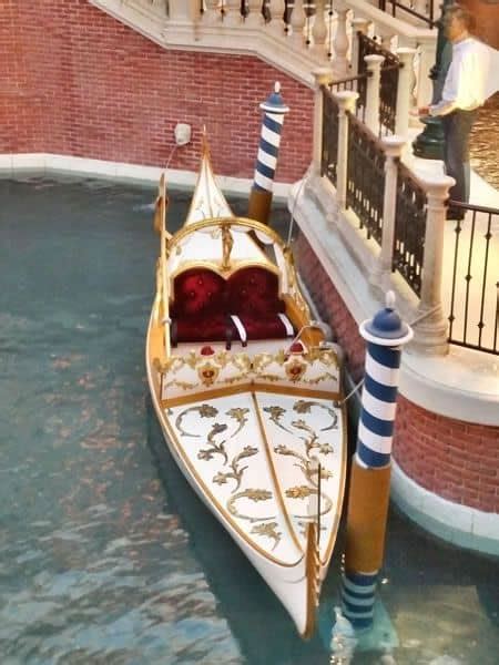 Venetian Gondola Ride: Price, Hours, & Coupons 2021