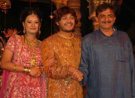 Golden Star Ganesh family photos | Celebrity family wiki