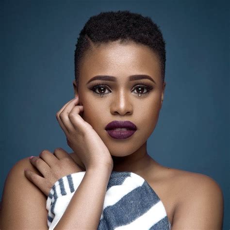 5 SA Celebrities Who Have Ditched The Weave – Youth Village