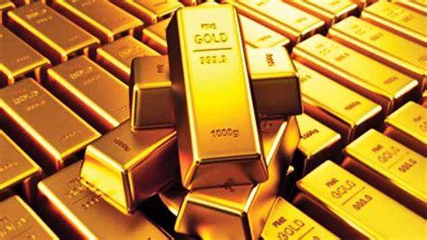 Gold touches new high of Rs 53,526; likely to increase further