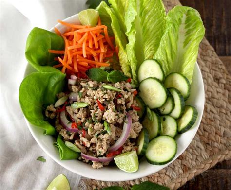 Thai Chicken Larb Salad - Diary Self Cooking