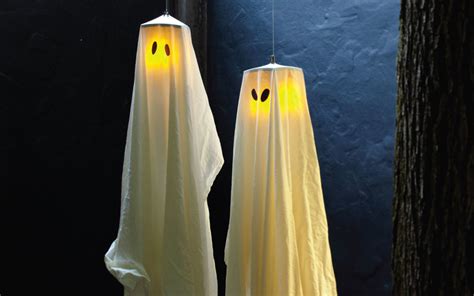 How to Make Spooky Ghost Lanterns for Halloween - Parade