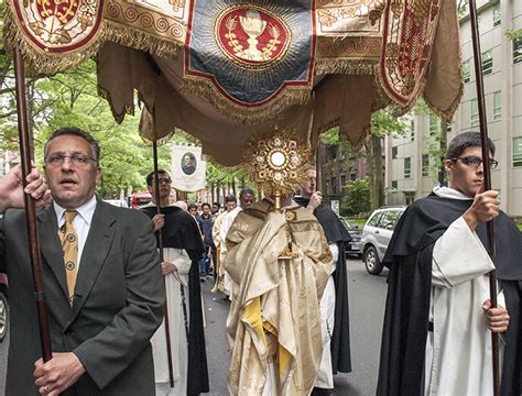 Corpus Christi Processions are Making a Comeback| National Catholic ...