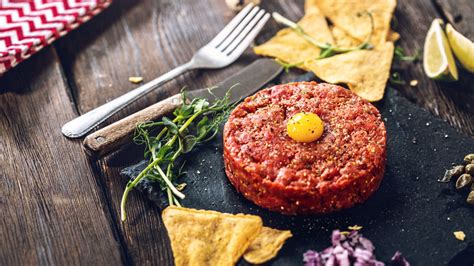 10 Tips For Making Delicious Steak Tartare At Home