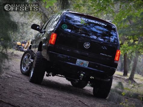 2004 Cadillac Escalade Motto Mt100 Rough Country Suspension Lift 6" | Custom Offsets