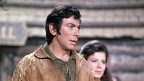 Ed Ames, Star of TV Series 'Daniel Boone,' Dies at 95