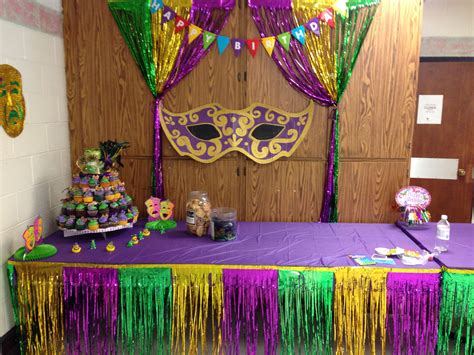 Mardi gras first birthday Mardi Gras Party Theme, Mardi Gras Food, Carnival Themed Party, Mardi ...