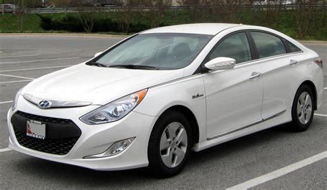 2013 Hyundai Sonata Limited PZEV - Sedan 2.4L auto w/Wine Interior