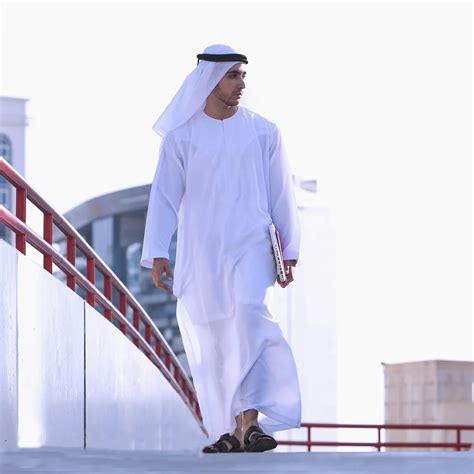 Saudi Dress For Men