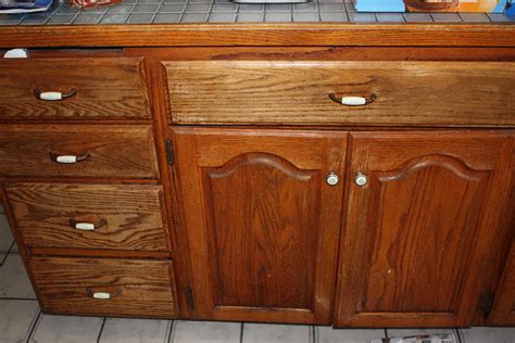 Cabinets need resurfacing | Ewen Roberts | Flickr
