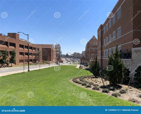 University of Tennessee Campus Editorial Photography - Image of classrooms, spring: 143966112