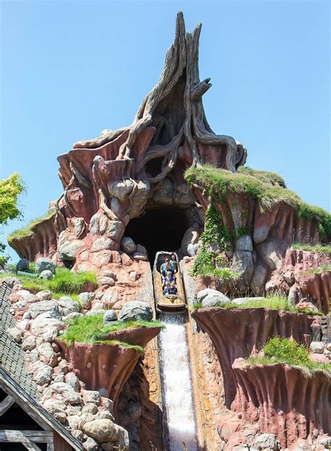 17 Scariest Rides at Disneyland ~ Ranked for Families