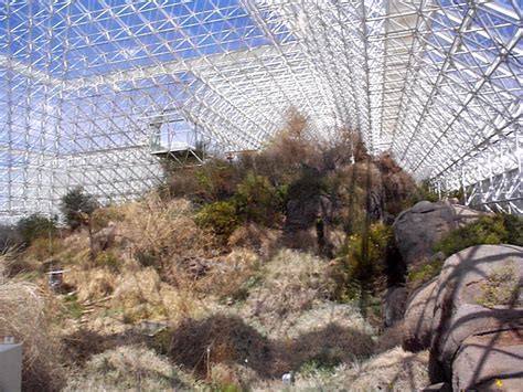 File:Biosphere 2 - 1998 e.jpg - Wikimedia Commons