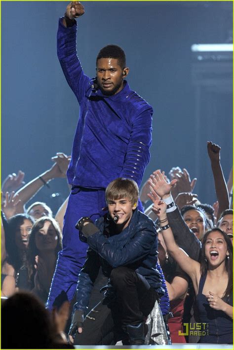 Justin Bieber: Grammy Awards 2011 Performance! | Photo 404663 - Photo Gallery | Just Jared Jr.