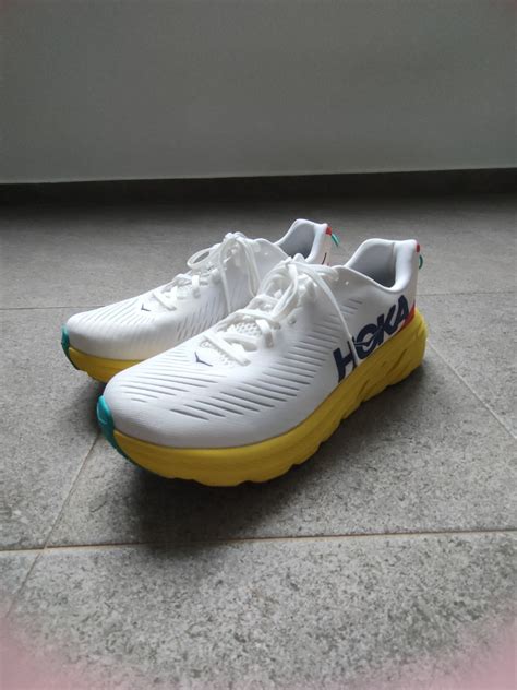 HOKA Rincon 3, Men's Fashion, Footwear, Sneakers on Carousell