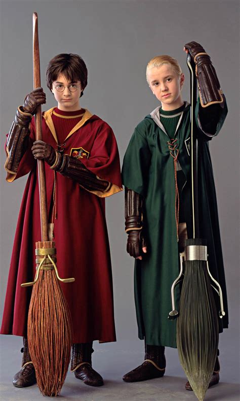 Portrait of Harry and Draco in Quidditch robes — Harry Potter Fan Zone