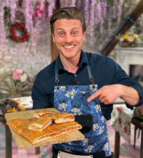 Fulvio Marino’s Instagram profile post: “La pizza parigina, patrimonio della rosticceria ...