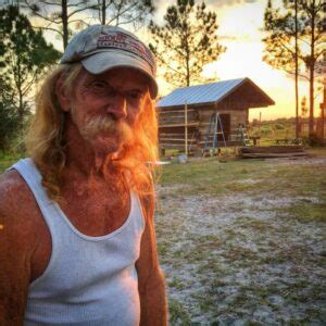 Johnny Jett Wiki, death, age, net worth and Barnwood Builders ...