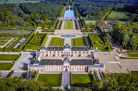 Château du Champ-de-Bataille (Normandy – France) – So Châteaux TV