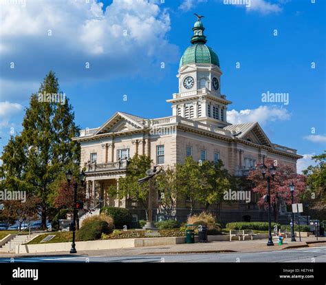 Athens, Georgia. City Hall, East Washington Street, Athens, GA, USA Stock Photo - Alamy