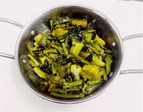 malabar spinach recipe |Pui shaker chorchori – Indrani’s recipes cooking and travel blog