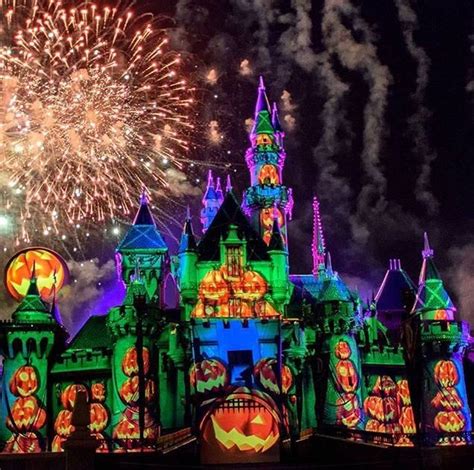 When Does Disney Decorate For Halloween 2022 - FF2022