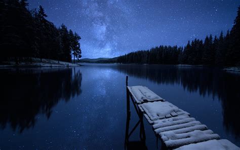 Starry Winter Lake HD Wallpaper