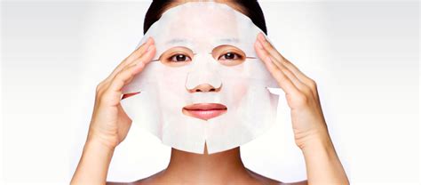 4 Tips on How To Apply A Facial Mask for Your Skincare Routine | SK-II US