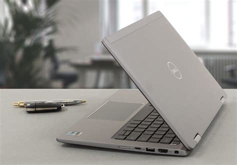 Dell Latitude 14 7430 (2-in-1) review | LaptopMedia.com