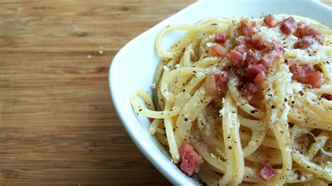 File:Spaghetti carbonara.jpg - Wikipedia