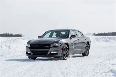 Best AWD Sedans: Top-Rated All-Wheel-Drive Sedans for 2018 | Edmunds