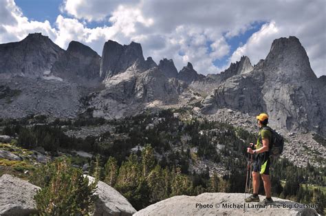 A Walk in the Winds: Hiking a One-Day, 27-Mile Traverse of Wyoming's Wind River Range | The Big ...