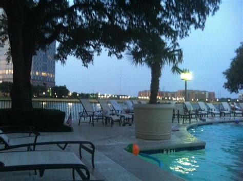 View from the pool at night - Picture of Omni Mandalay Hotel at Las Colinas, Irving - TripAdvisor