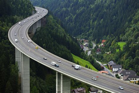 Vignette Austria: How to Pay Tolls in Austria