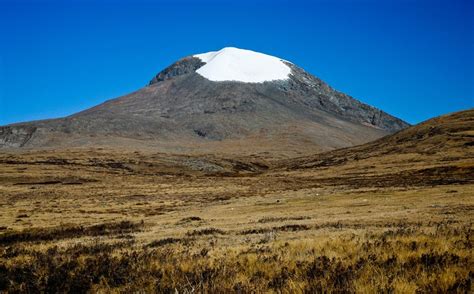 Otgontenger Mountain Information