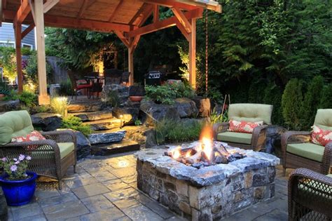 29 Rustic Fire Pit Ideas That’ll Enliven Outdoor Gatherings