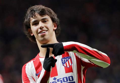 João Félix - Calciomercato Milan, monitorato il talento Joao Felix del ... / Vote for your ...