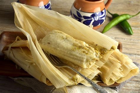 Tamales Verdes con Pollo