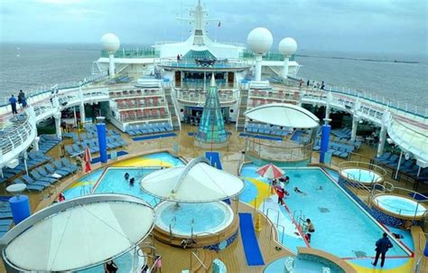 Royal Caribbean Cruise Singapore - kingofdmc.in