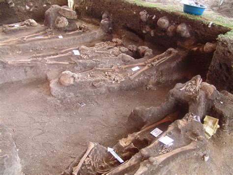 Fascinating Early Historical Burials Excavated in Boljoon, Cebu ...