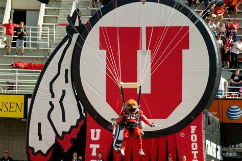 Tako Tuesdays: The Pac-12 Mascots Go To A Music Festival - Addicted To ...