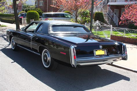 1977 Cadillac Eldorado - Information and photos - MOMENTcar